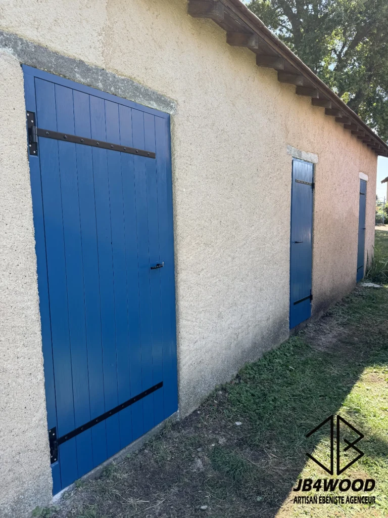 Quel bois pour des volets et portes extérieures qui durent
