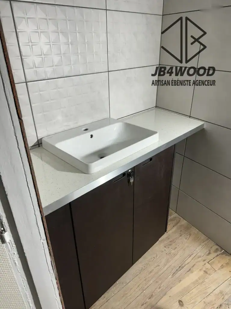 Meuble dévier façades wengé plan granit blanc avec vasque pour toilettes pro café Baristat Clermont — JB4WOOD