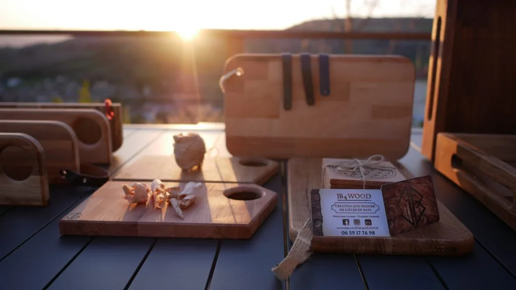 Objets art de la table en bois massif soigné — JB4WOOD ébéniste agenceur Auvergne
