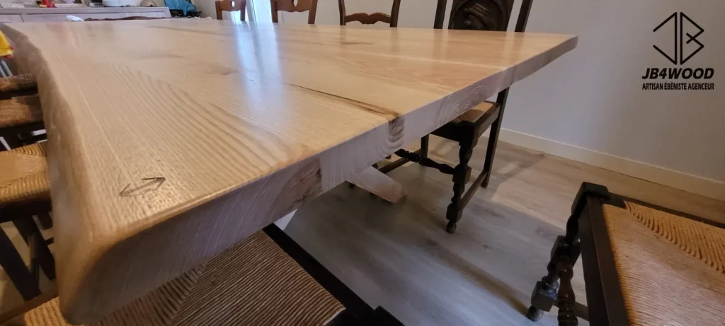 Table bois frêne live edge — JB4WOOD