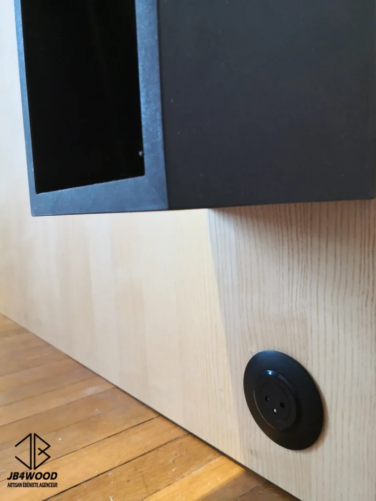 Tête de lit bois table de nuit prise électrique — JB4WOOD