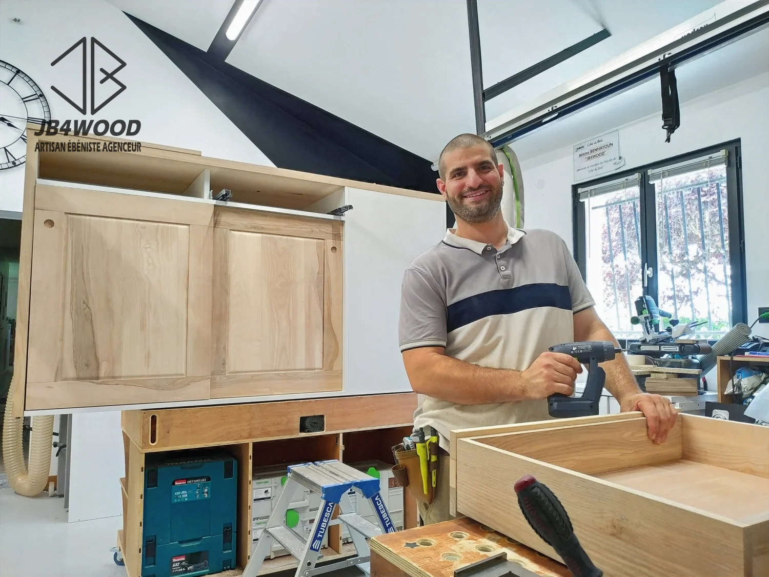 Ébéniste agenceur JB4WOOD — agencement intérieur, mobilier et menuiserie sur mesure en Auvergne